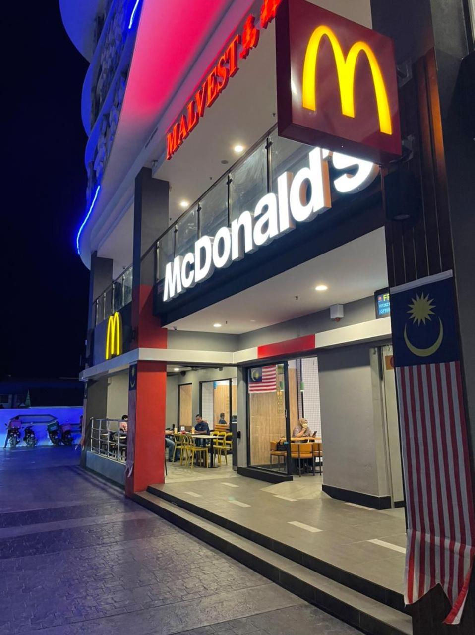 Niks Troika Homestay Kota Bharu Esterno foto