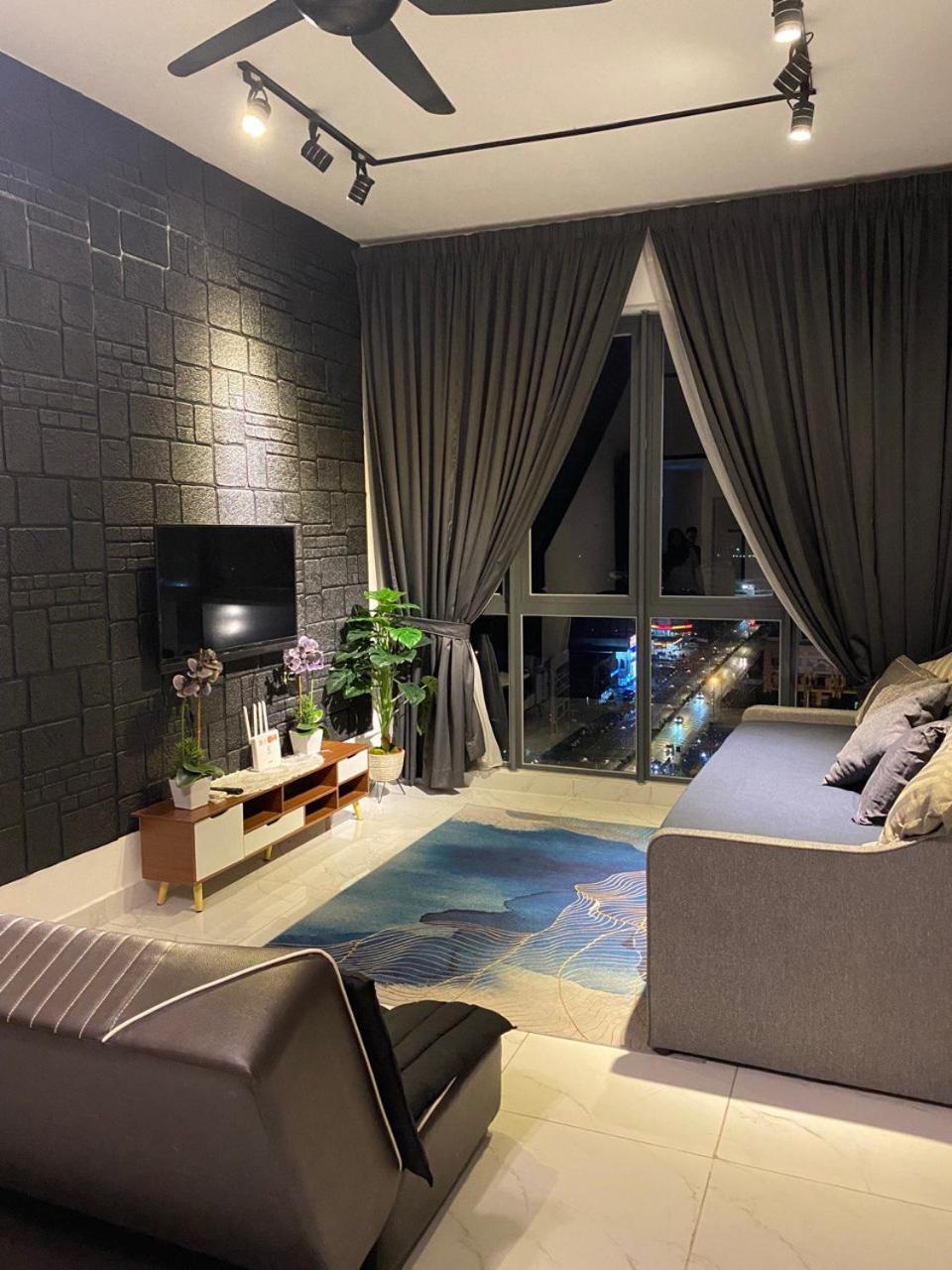 Niks Troika Homestay Kota Bharu Esterno foto