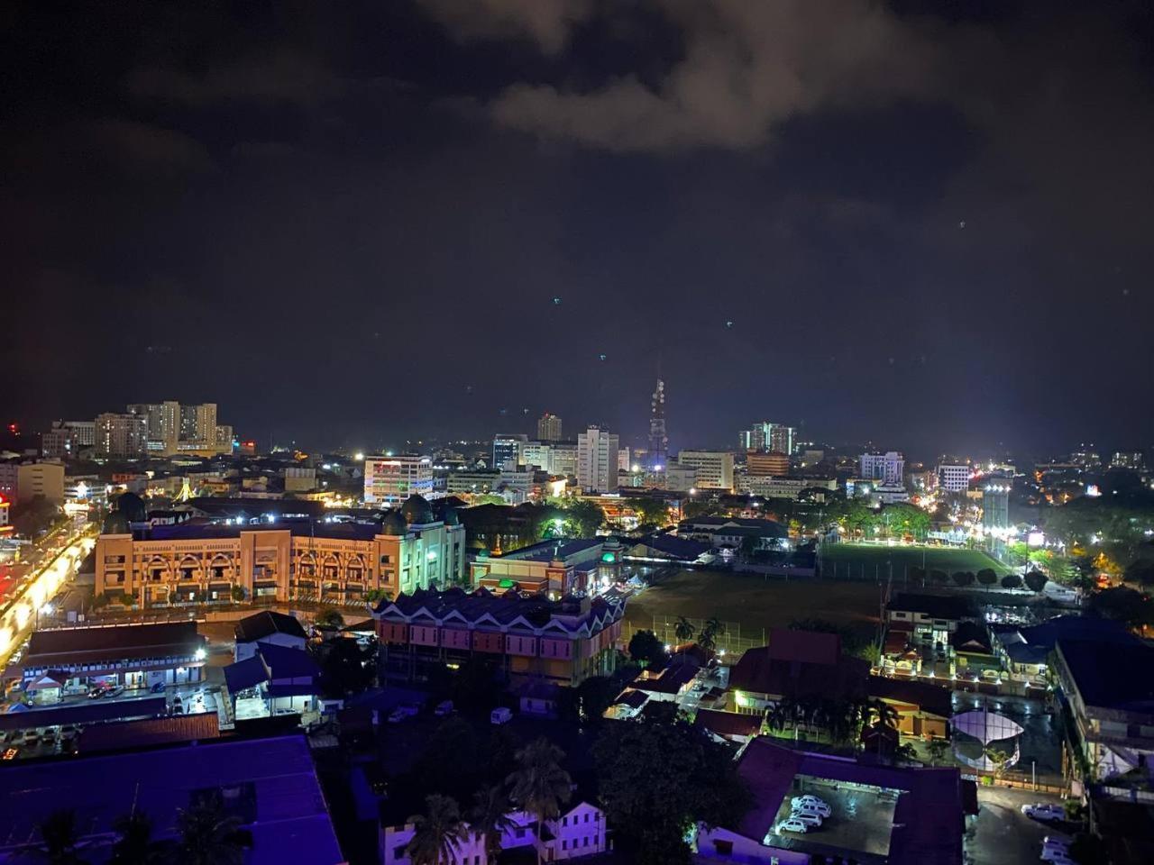 Niks Troika Homestay Kota Bharu Esterno foto